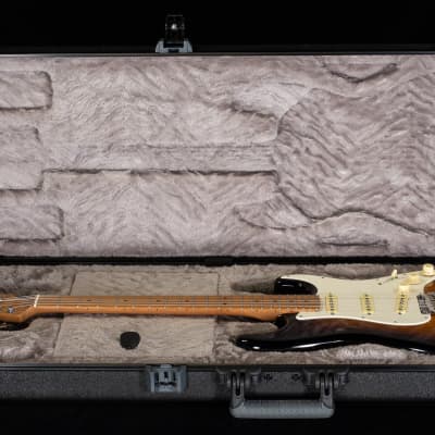 Fender American Professional II Stratocaster Roasted Maple Neck, 2 Color Sunburst (467) image 7