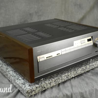 Yamaha AX-2000 Stereo Integrated Amplifier in Excellent