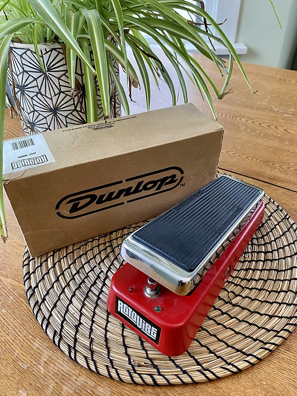 Dunlop JD-4S Rotovibe Expression Pedal | Guitar Center