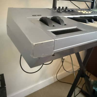 Yamaha Motif ES 6 Production Synthesizer 2000s - Gray