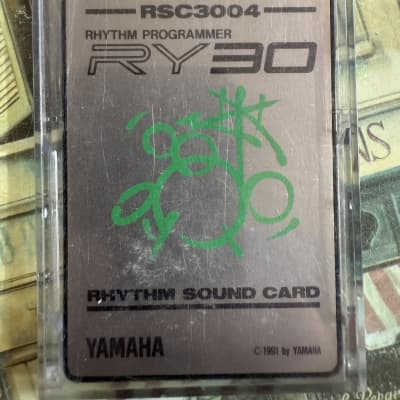 Yamaha RY30 RSC3004 Dance and Soul Waveform Card