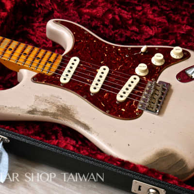 2020 Fender Custom Shop 1969 Stratocaster Heavy Relic-Dirty White Blonde. image 2