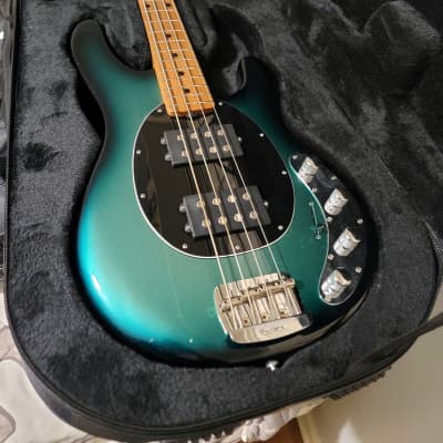 ベース Musicman stingray 4 2007 limited edition Ernie Ball Music Man Limited Edition StingRay 4 HH 2007 - Blue