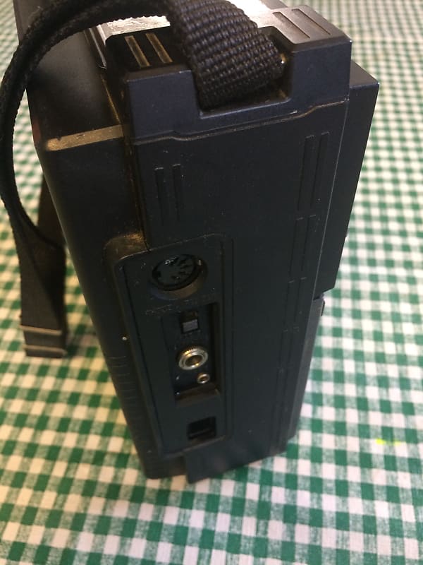 Vintage Sanyo RP 8700 FM/AM/SW/CB MultiBand Reciever