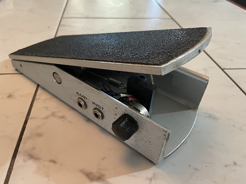 Ernie Ball Pedal Steel Guitar Volume Pedal with Control Reverb