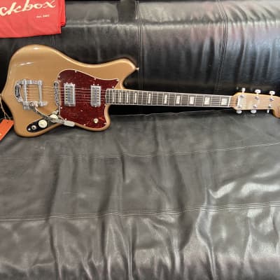 Fender Maverick image 9