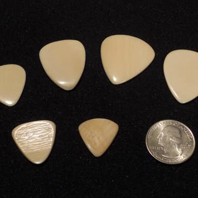 18 pcs. unique Woolly Mammoth Ivory Guitar Picks image 14