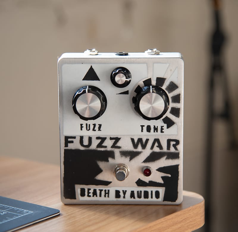 Death By Audio Fuzz War