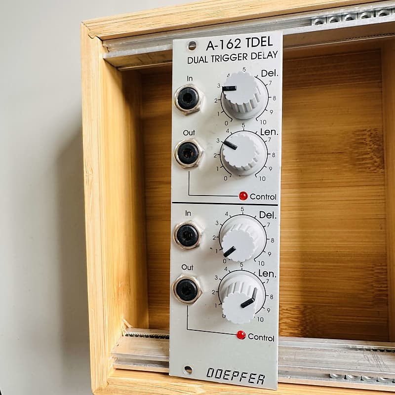 Doepfer A-162 TDEL デュアルトリガーディレイ Doepfer A-162 Dual Trigger Delay Introduction - YouTube