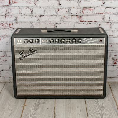 Deluxe reverb store