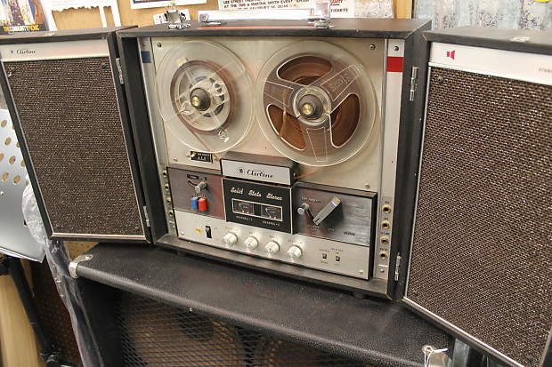 Wards Airline 7 Reel to Reel Stereo Tape Machine (Japan- Model# 3678A)