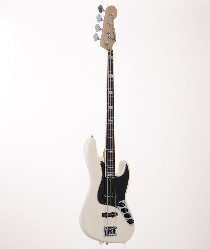 輝く高品質な - 2010 Bass Jazz Deluxe American Fender 2016 Canada Reverb | ベース