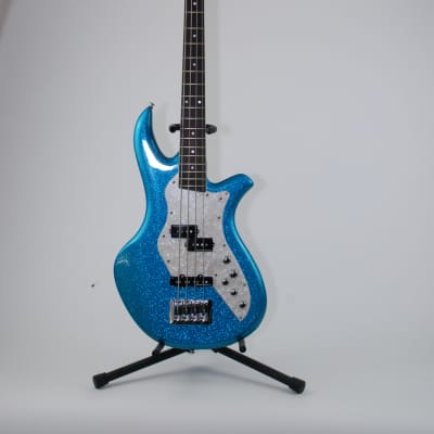 Dream Studios Studio Bass 2016 Metallic Blue Sparkle image 2