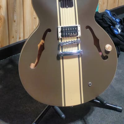 Epiphone Tom DeLonge Signature ES-333