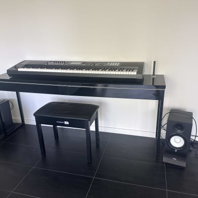 Roland FA-08 Fantom 88-Key Music Workstation