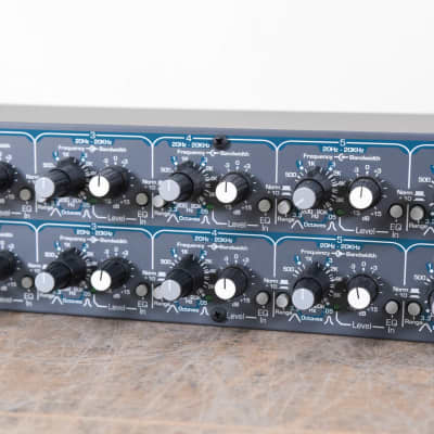 Ashly PQX 572 Stereo Seven-Band Parametric Equalizer (church owned) CG00S4A image 3