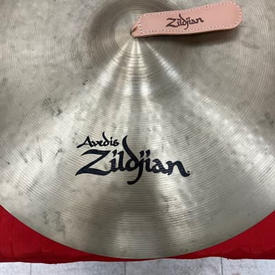 Zildjian 20" A Concert Stage Orchestral Cymbals (Pair) 2010s - Traditional image 7