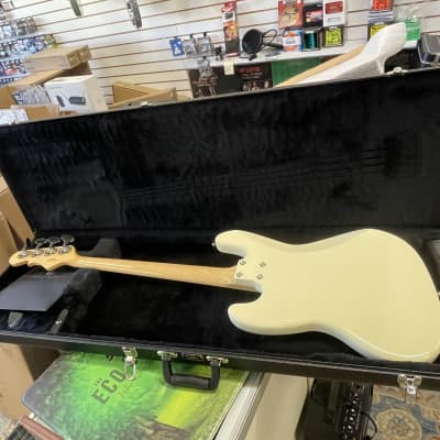 G&L JB USA 4 String Bass Build To Order 2022 - Vintage White Fretless Ebony Ghost Striped Fretboard & Hard Case image 7