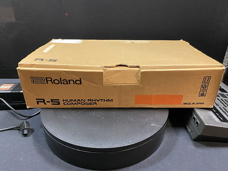 Roland R-5 Human Rhythm Composer Drum Machine