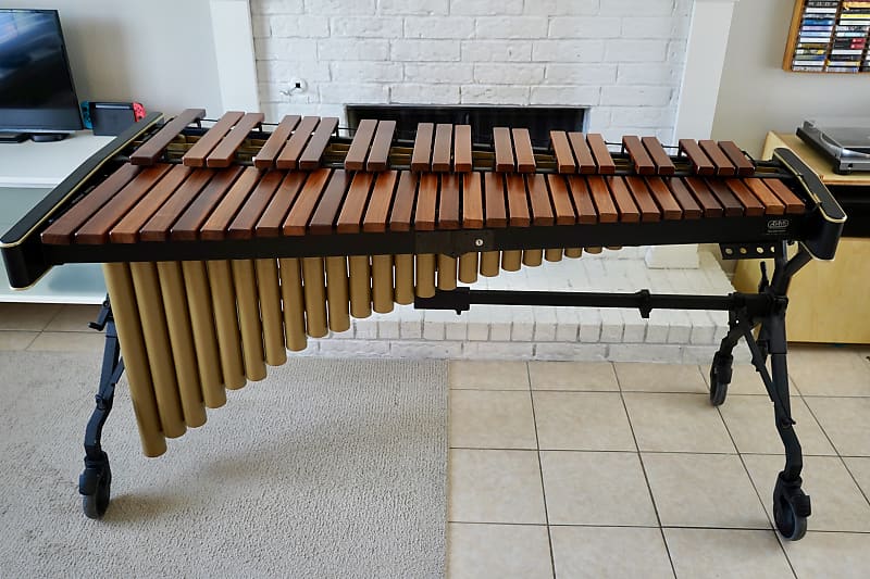 Adams Soloist Series Rosewood Marimba 4.3 Octave Reverb