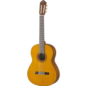 Yamaha CG162C Cedar Top Classical Guitar Natural