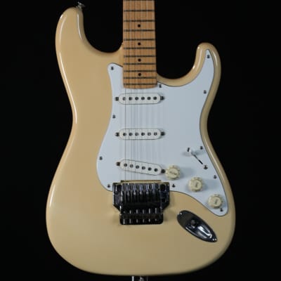 Fender Made in Japan Hybrid 60s Stratocaster SN:6464 ≒3.55kg 2019