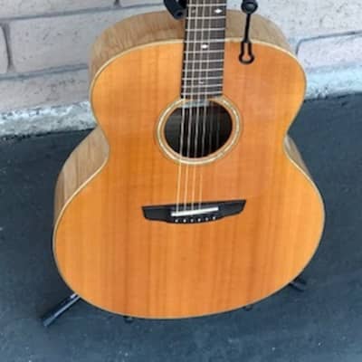 Goodall MJ-Flamed Maple, Sitka Spruce jumbo acoustic guitar-2000 image 1