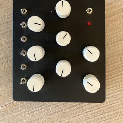 DJ機材 RUCCI Maximal Drone Rucci Electronics Maximal Drone Desktop Synth - Perfect Circuit