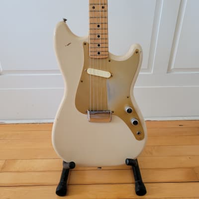 Fender Musicmaster with Maple Fretboard 1956 - 1959 | Reverb