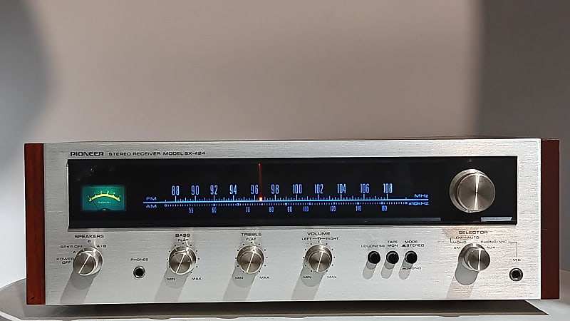EXCELLENT PIONEER SX-424 VINTAGE RECEIVER – 1 YEAR WARRANTY – CLASSIC WARMTH IN A COMPACT SIZE  			