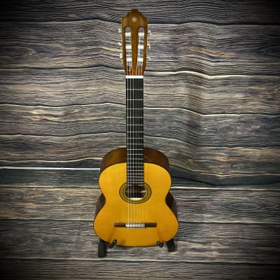 Yamaha CG-102 Full-Size Spruce Top Classical Guitar Natural image 2