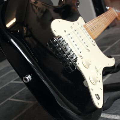 Fender Standard Stratocaster Black 1983 image 10