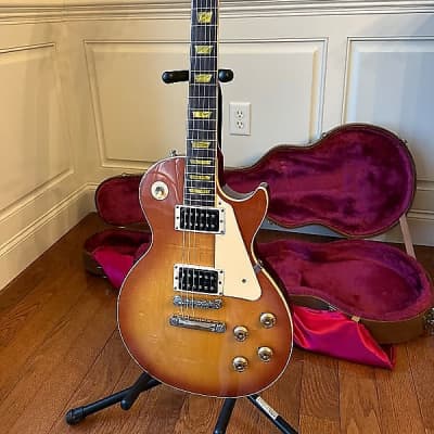 2005 Gibson Les Paul Classic - Honey Burst image 3