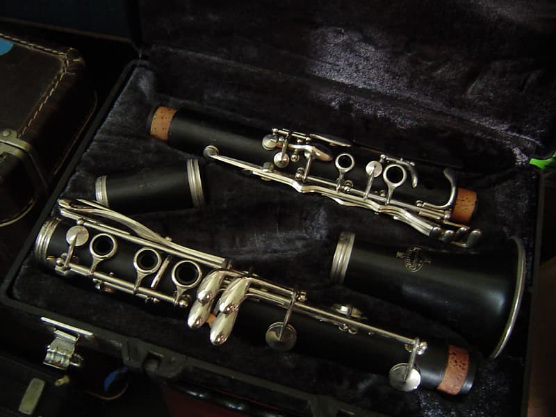 Buffet Crampon E11 Wood Clarinet