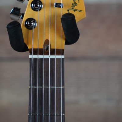 Fender  American Professional II Stratocaster®, Rosewood Fingerboard, 3-Color Sunburst image 4