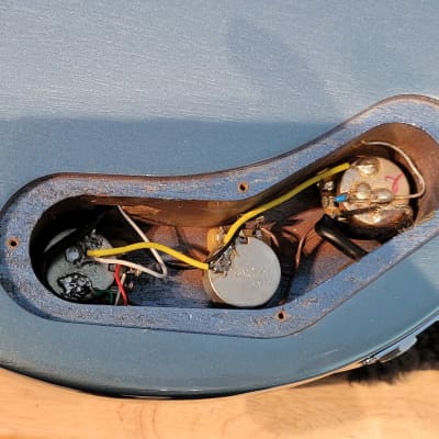 2011 Gibson Les Paul Junior DC Bass - Pelham Blue Modified image 21