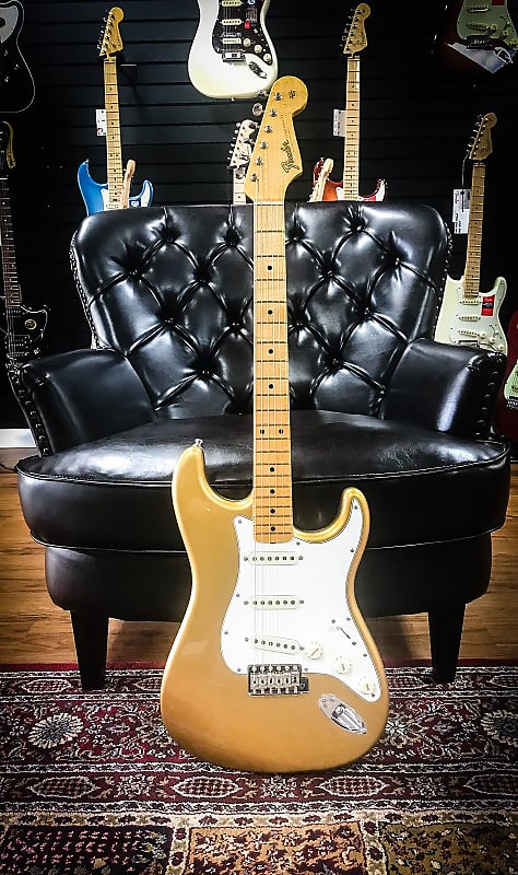 Fender Custom Shop Postmodern NOS Stratocaster 2017 HLE Gold image 1