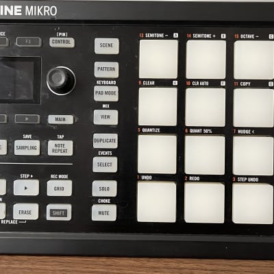 Native Instruments Maschine Mikro MkI Groove Production Studio image 1