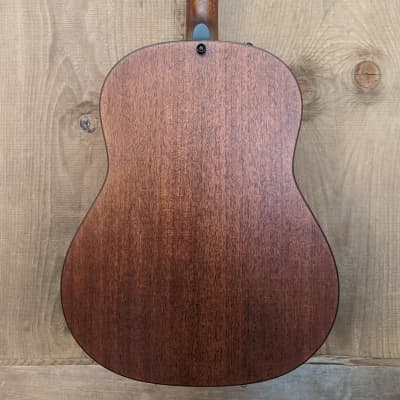 Taylor Builder's Edition 517e Acoustic Electric Guitar Natural image 8