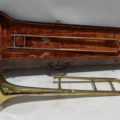 Antique 50 Deluxe Getzen Trombone, Good Condition image 16