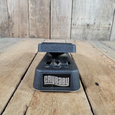 Dunlop Crybaby Model 95Q Wah Pedal image 3