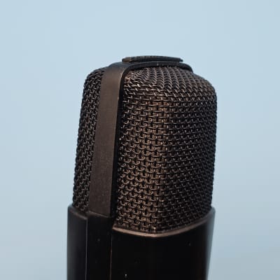 Sennheiser MD 421-U Cardioid Dynamic Microphone | Reverb