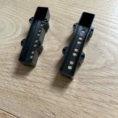 Fender Jazz Bass Pickups Covers Black - 2025 image 2