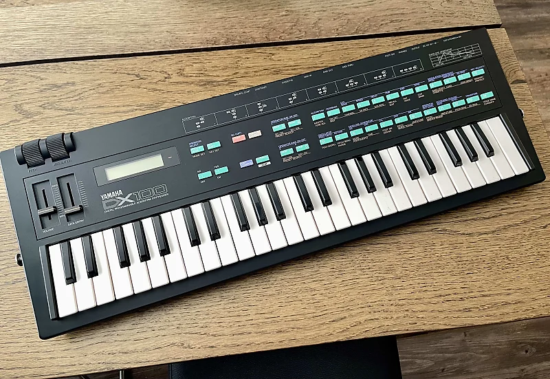 Yamaha DX100 Programmable Algorithm Synthesizer | Reverb