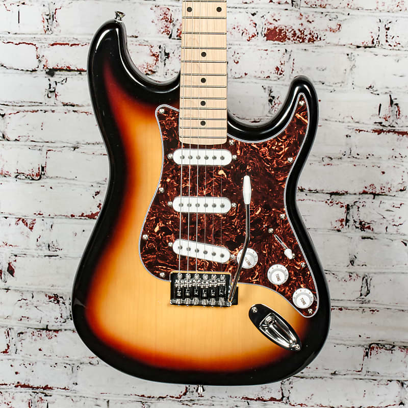 Nashville - 135sb - S Style SSS Electric Guitar, 3 Color Burst - x0570 - USED image 1