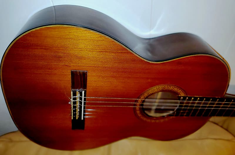 Bruno Ventura VINTAGE V-1583, MADE IN JAPAN, CEDAR TOP