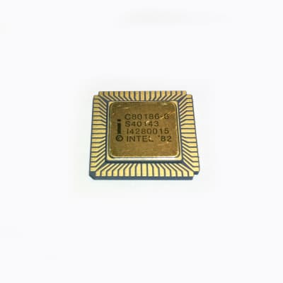 Rhodes Chroma Polaris Intel CPU Chip IC, 80186-6 Works Great !