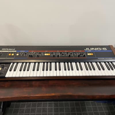 Roland Juno-6 61-Key Polyphonic Synthesizer 1982 - 1984 - Black