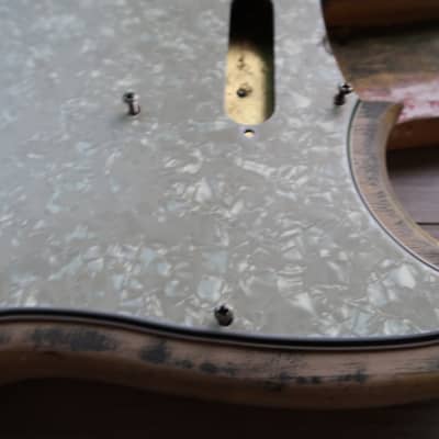 Immagine 1964 - 1971 Fender Musicmaster guitar  Pickguard  pearloid 60's Vintage USA RI  pearl 65 66 67 - 4