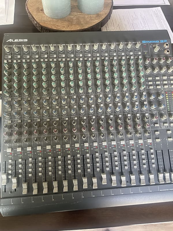 Alesis Mixer Studio 32 | Reverb